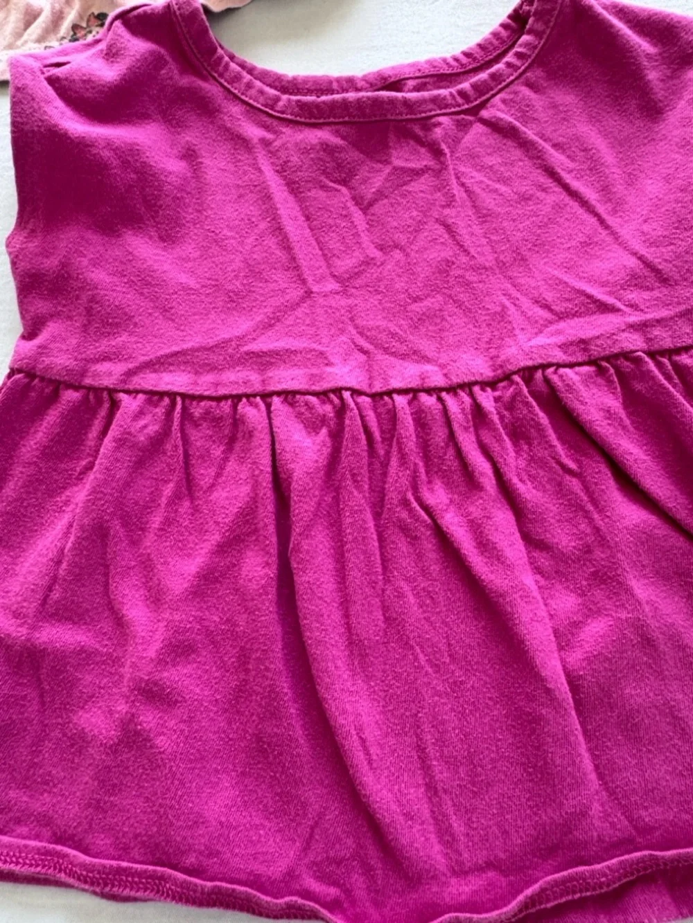 Set of 2 Organic 100% Cotton GAP Baby Girl Short Sleeve Tops. 18-24M